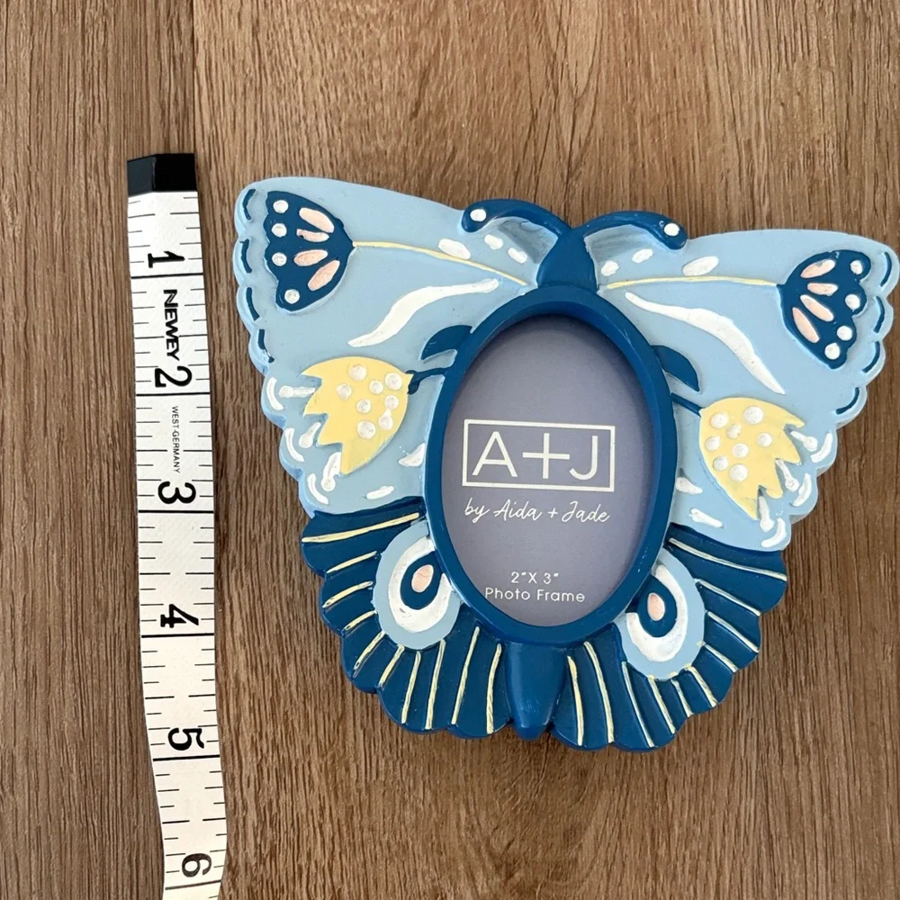 Butterfly Frame - Picture 9 of 10